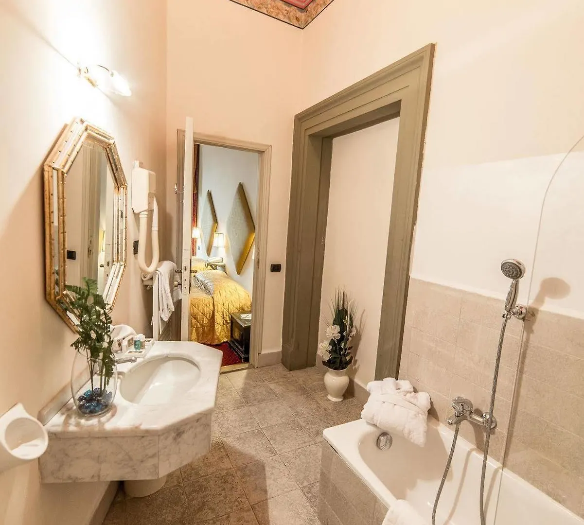 Hotel Paris Firenze