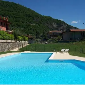 Irina's House With View On Like And Swimming Pool Riva di Solto