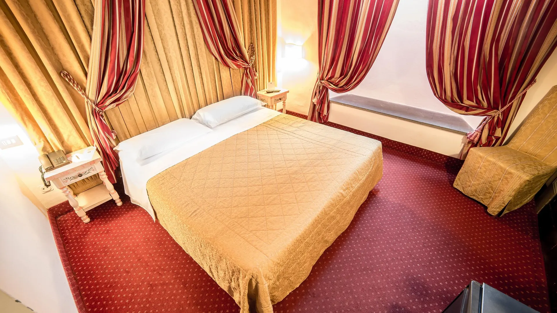 Hotel Paris Florencja Włochy
