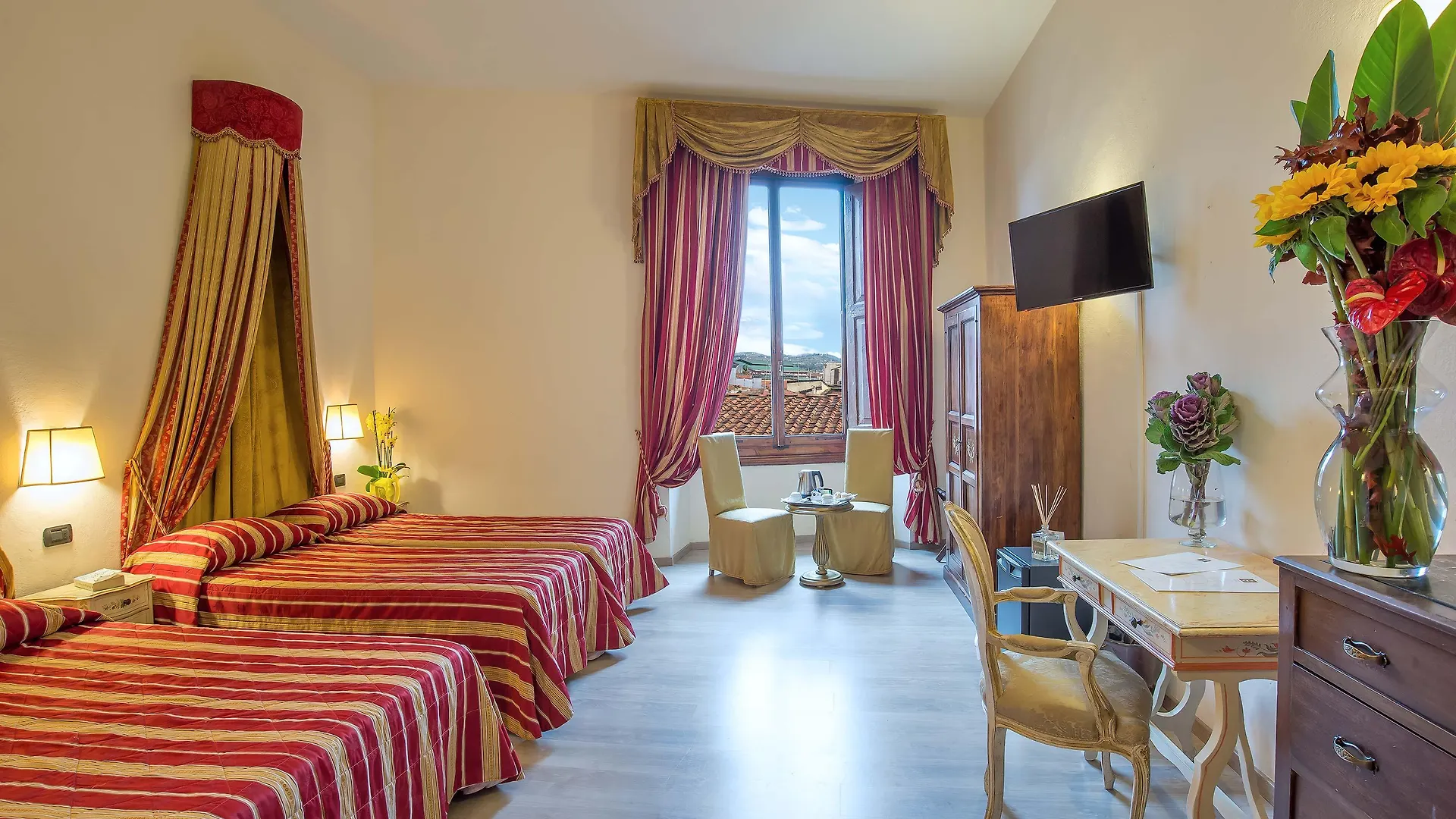 ***  Hotel Paris Florence Italy