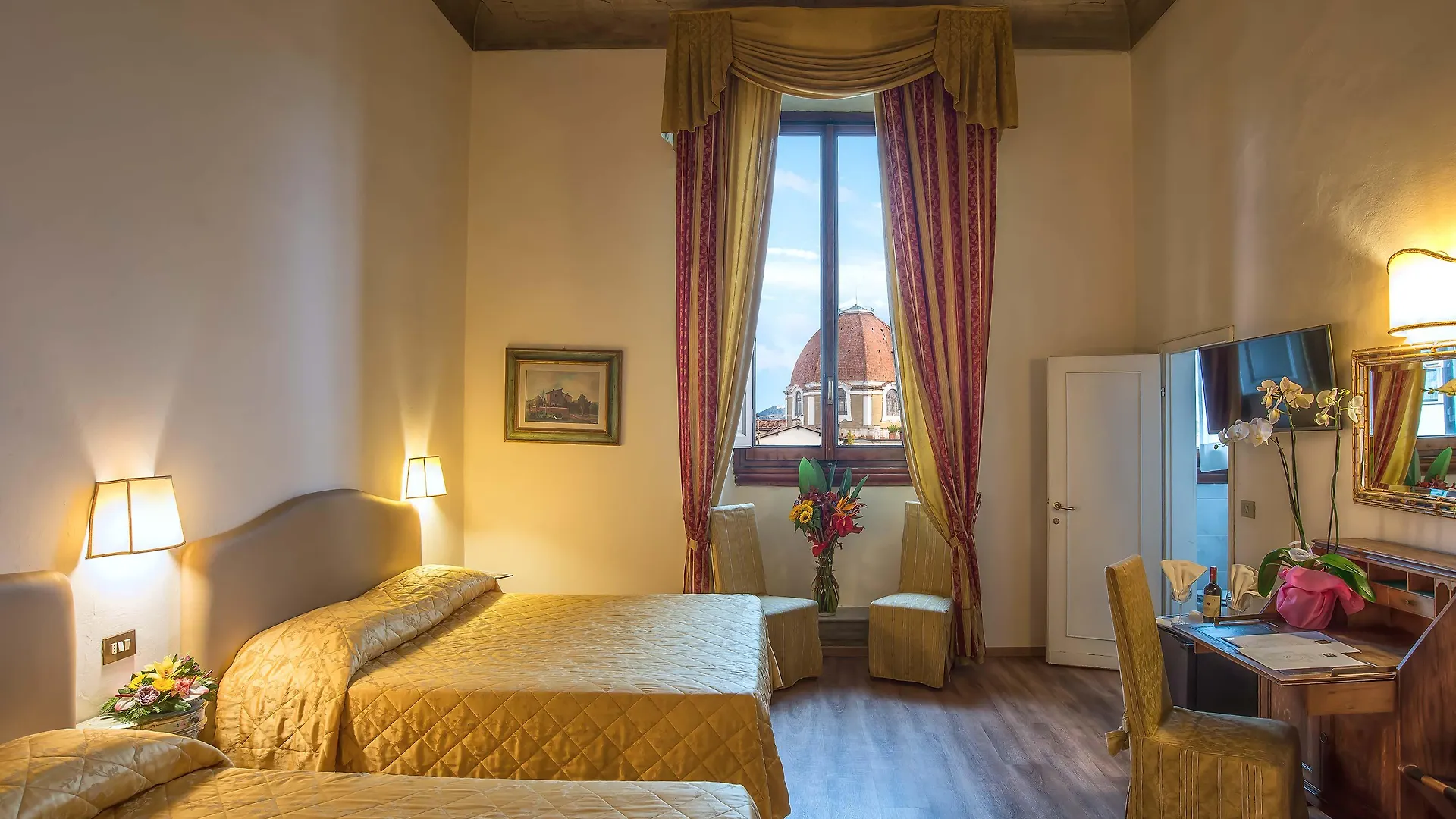 Hotel Paris Florence 3*,